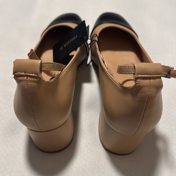 Tan Pumps Womens 8 Block Heels - Picture 2 of 4